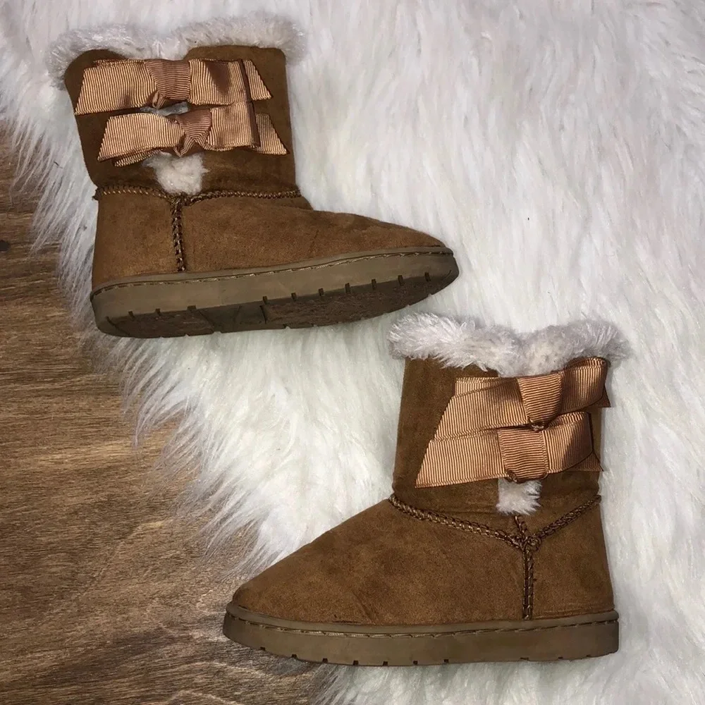 Little Girls 8 M little Beatrix faux fur boots